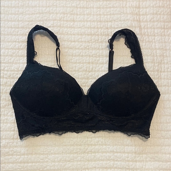 Victoria’s Secret |  Black Lace Bralette - Picture 1 of 5